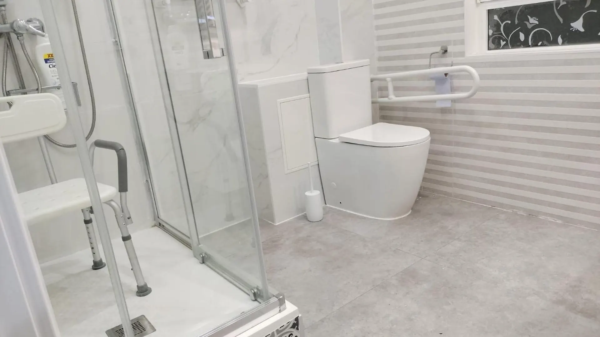 Bed & Breakfast Wonderful Room En Suite San Sebastian Spain