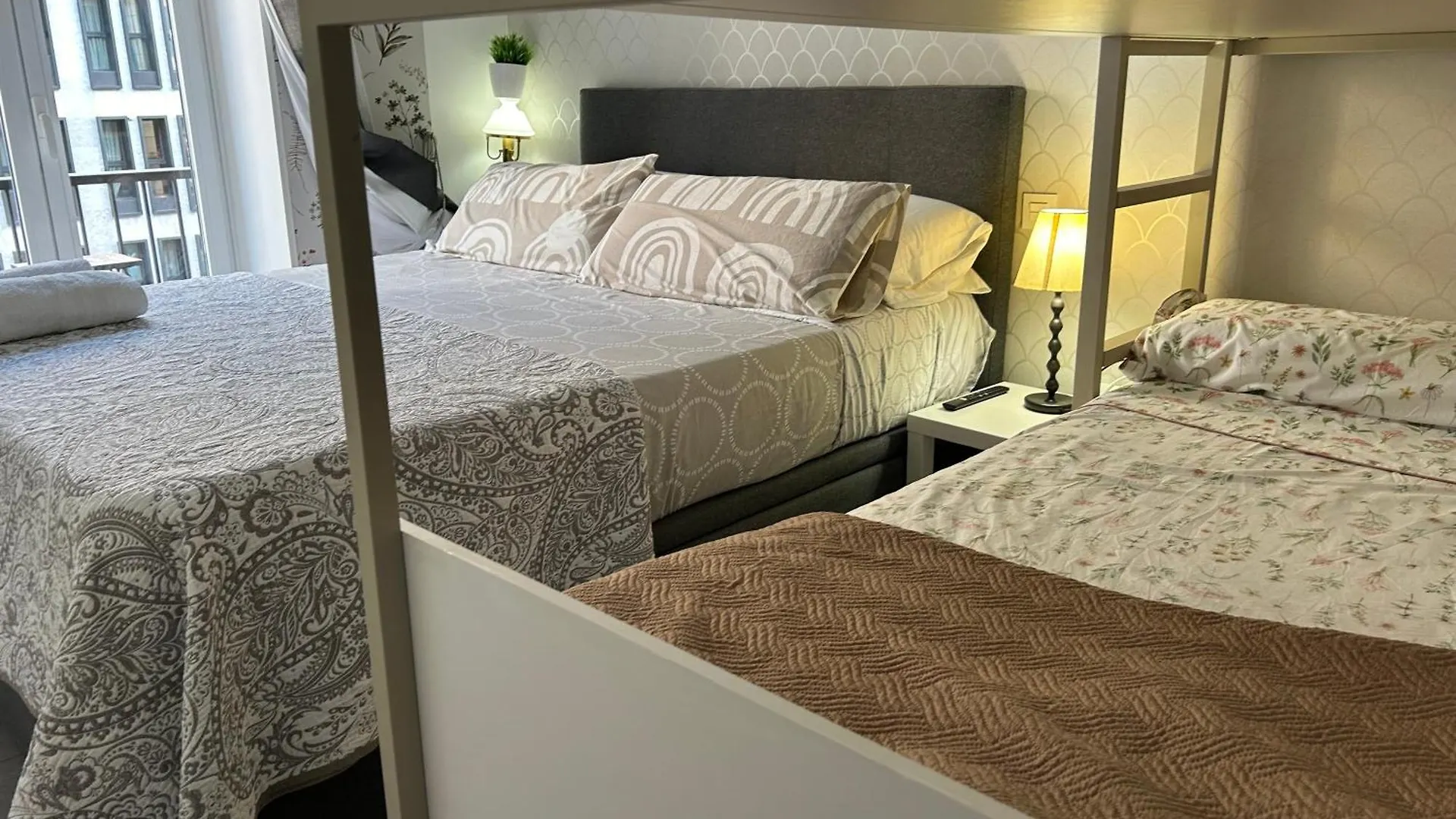 Bed & Breakfast Wonderful Room En Suite San Sebastian Spain