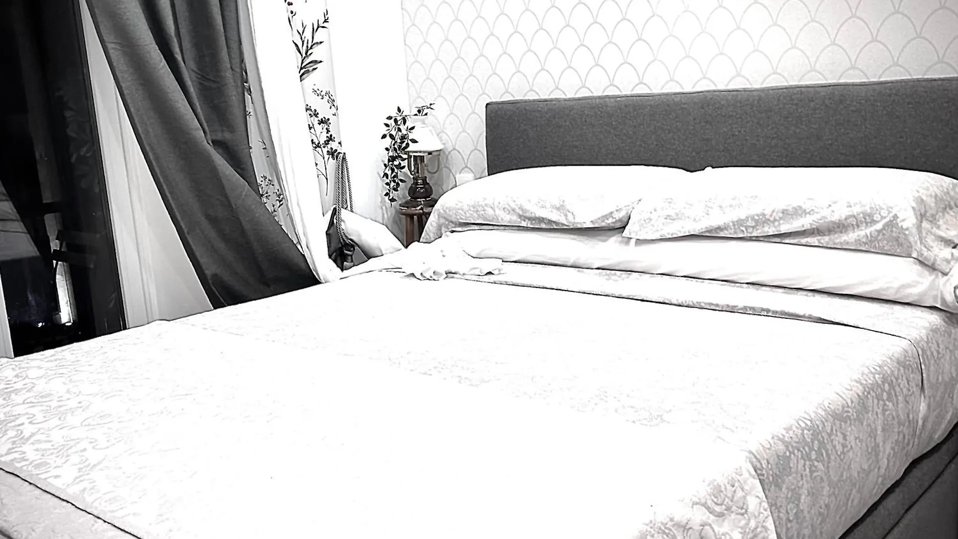 Wonderful Room En Suite San Sebastian Spain
